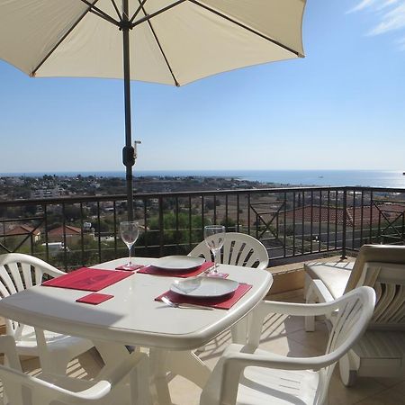 Melania Apartment Paphos Bagian luar foto