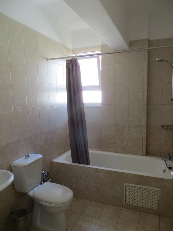Melania Apartment Paphos Bagian luar foto